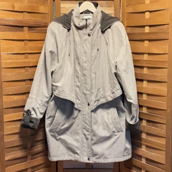 St. John's Bay Tan Brown Jacket Women XL Coat Removable Hood Liner Polyester - Picture 1 of 10